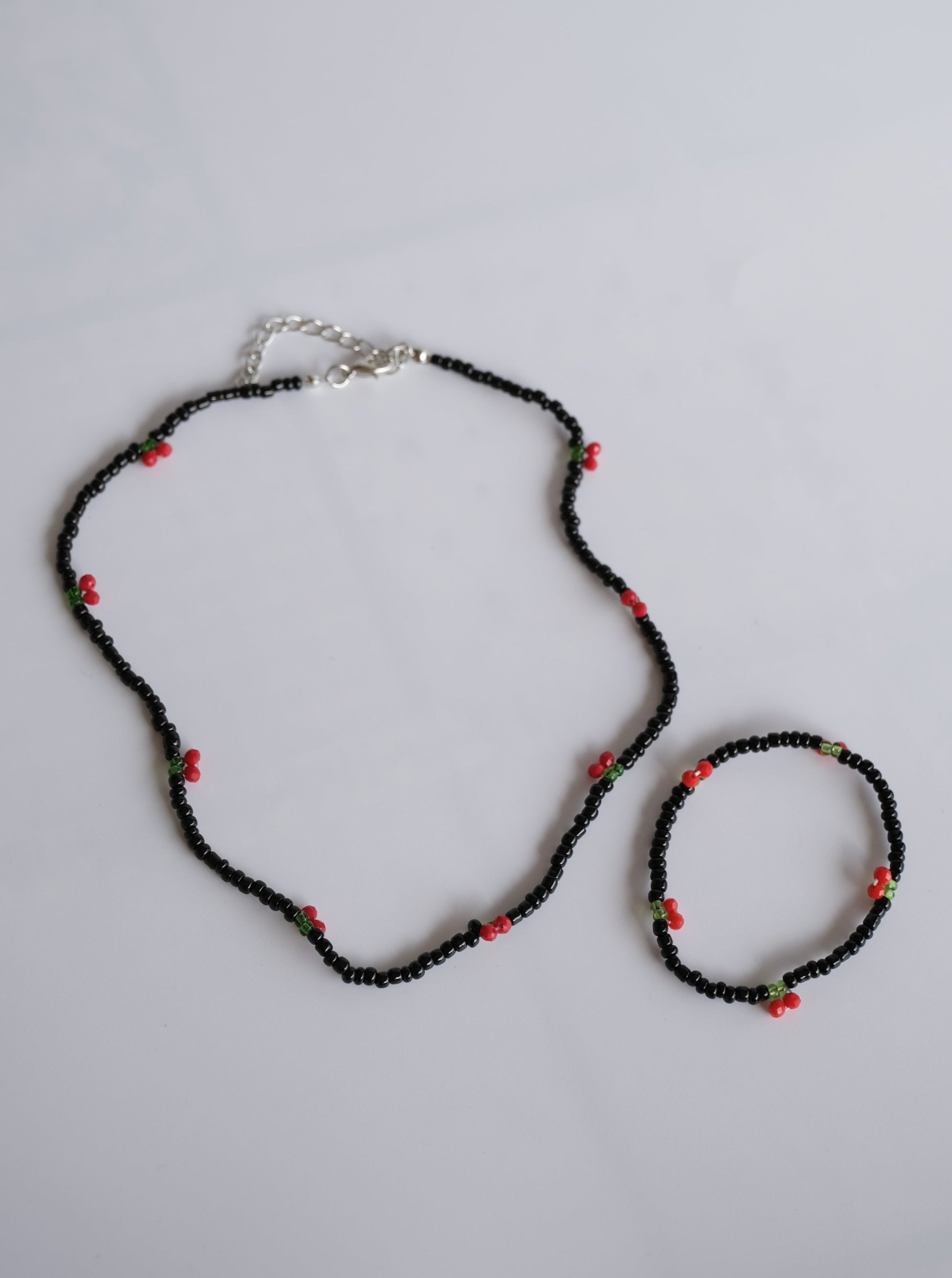 Black Cherry Beaded Necklace and Bracelet Set, Detail