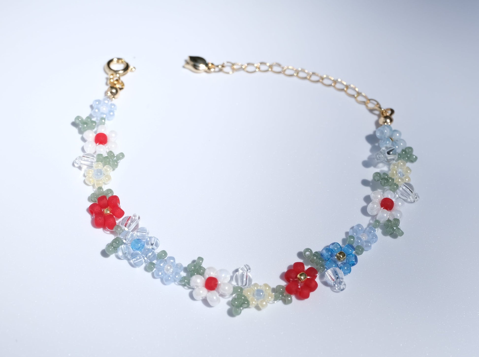 Secret Garden Flower Beaded Bracelet, Detail