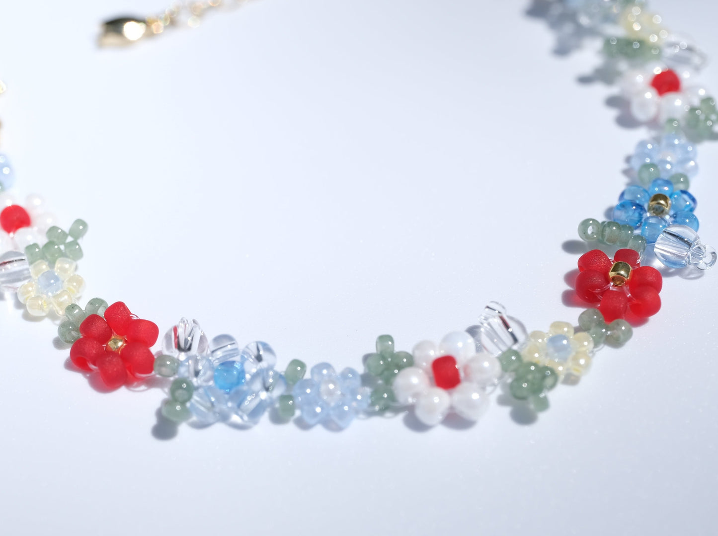 Secret Garden Flower Beaded Bracelet, Detail