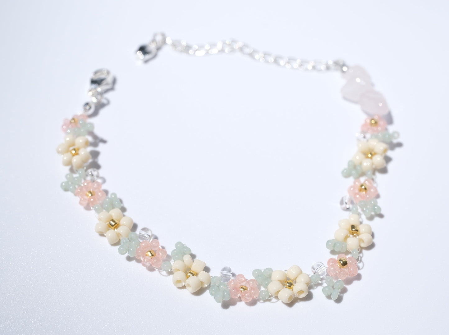 Cristal Peach Flower Beaded Bracelet, Front Side