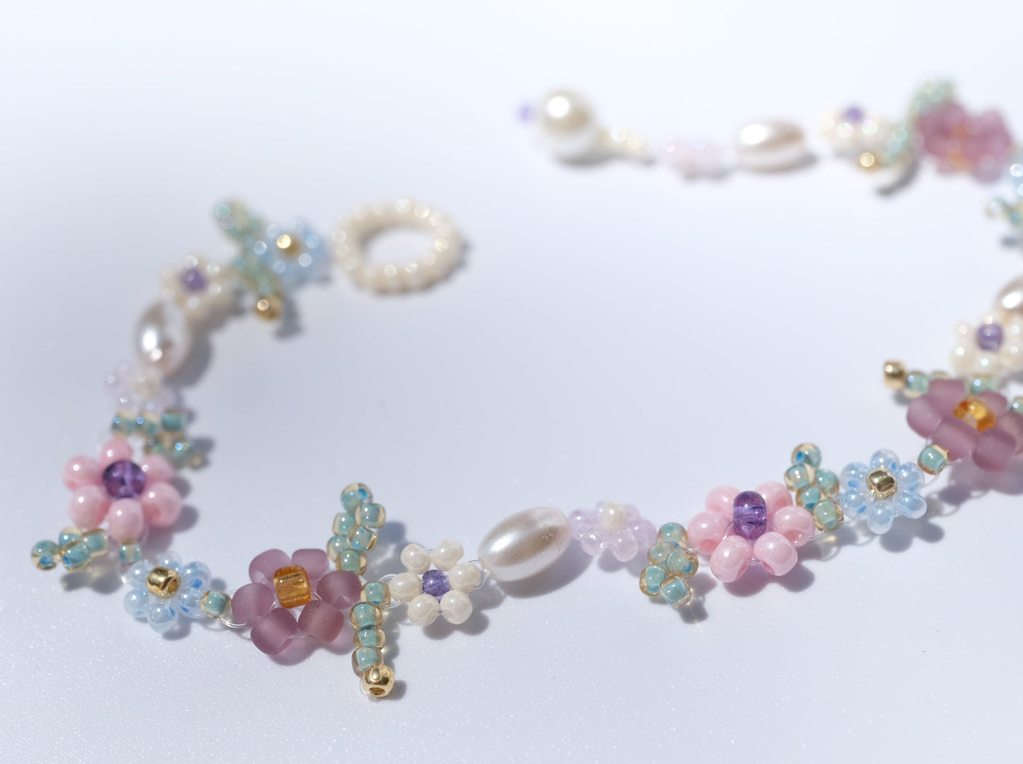 Day Dream Flower Beaded Bracelet, Detail